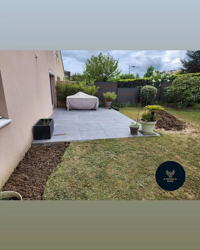 Réalisation de différents travaux d'aménagement extérieur, Fontenay-le-Fleury, La Compagnie du Bâtiment